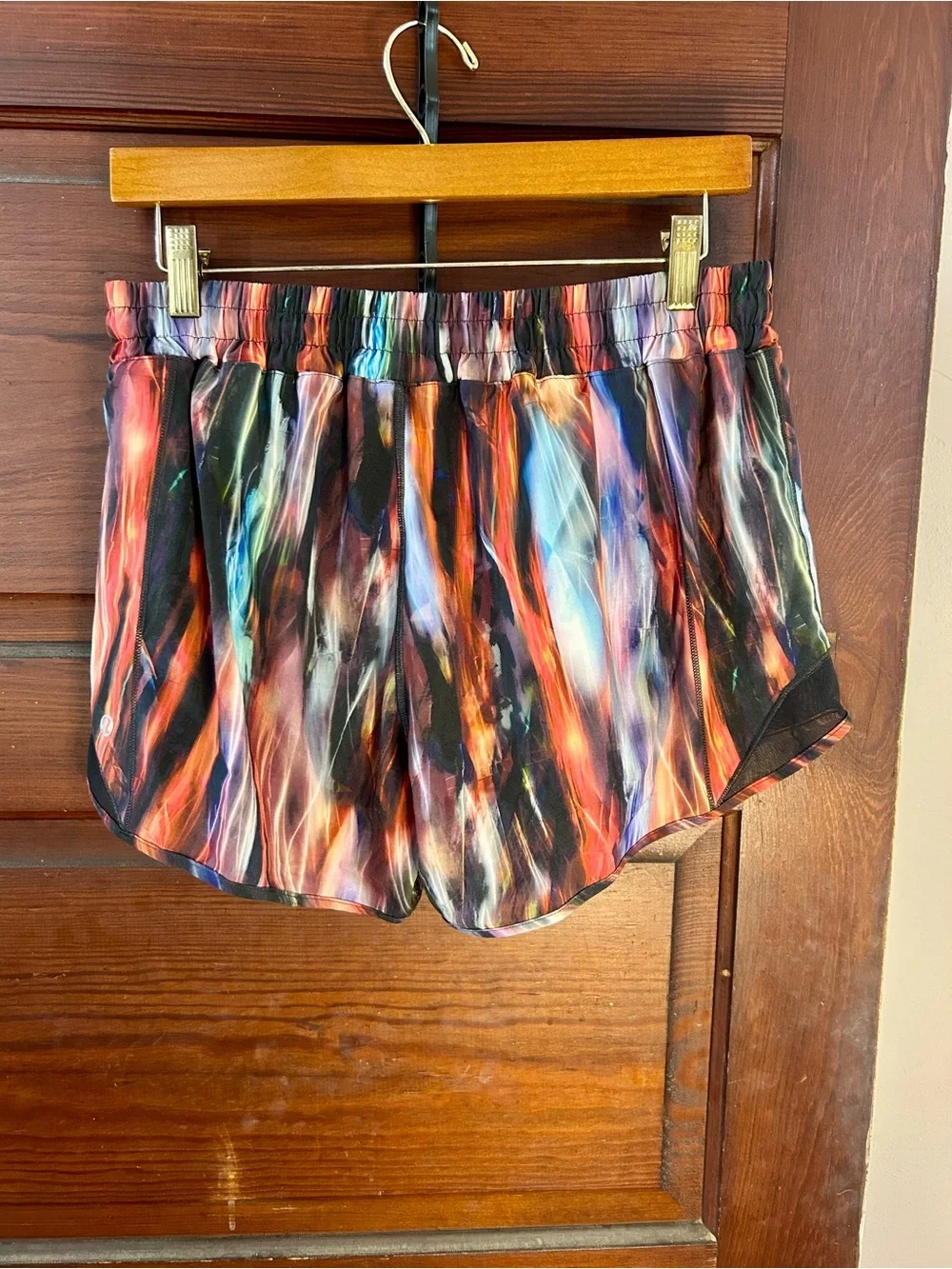 lululemon athletica Hotty Hot Short *High-Rise Long 4”in Chroma Fusion Multi
